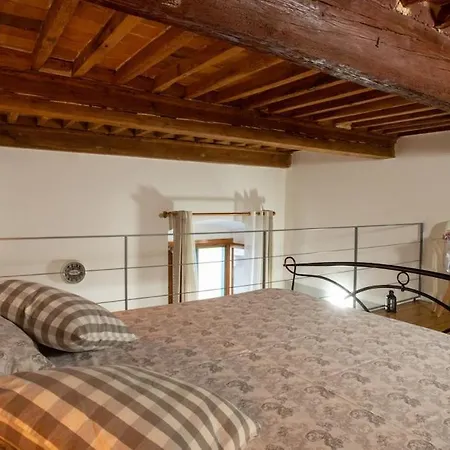 아파트 Loft Al Mercato *